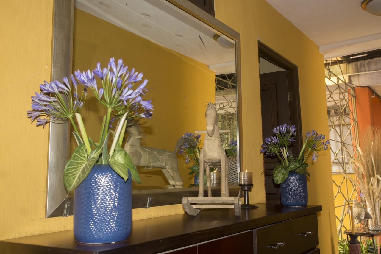 Bed and Breakfast Give House Guatemala-Stadt Exterior foto