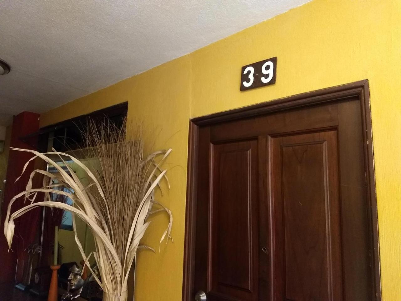 Bed and Breakfast Give House Guatemala-Stadt Exterior foto